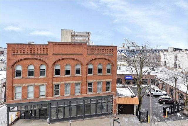 2222 Detroit Avenue 717, Cleveland, OH 44113