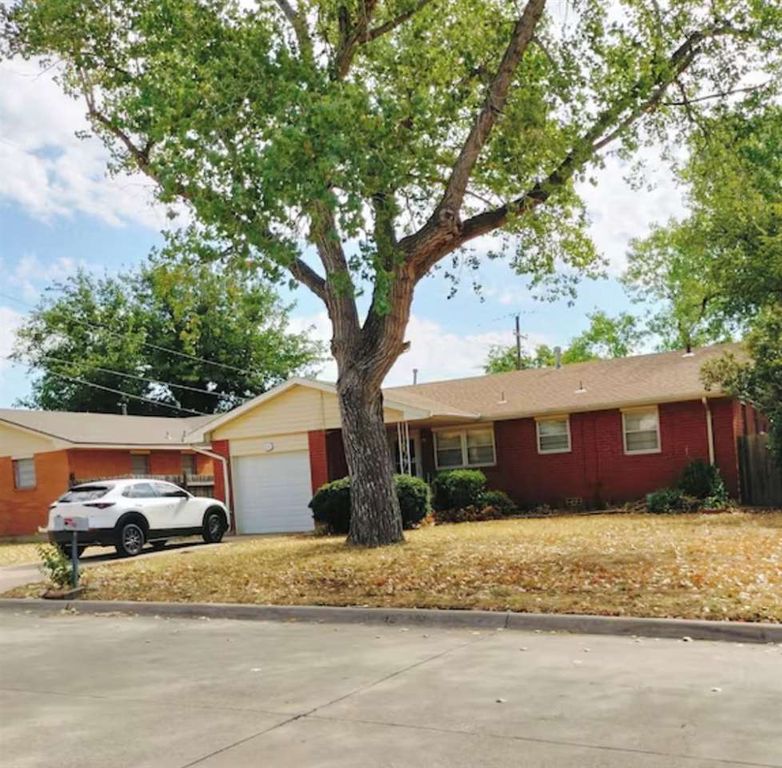 517 NW 60th St, Lawton, OK 73505