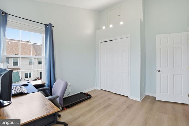 6601 LAVINUS LN, Alexandria, VA 22315