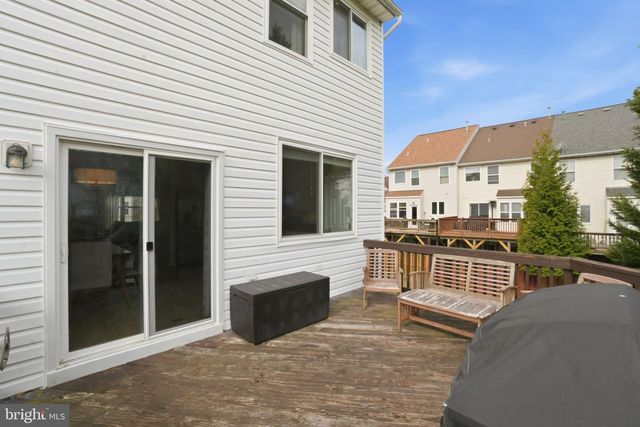 6601 LAVINUS LN, Alexandria, VA 22315