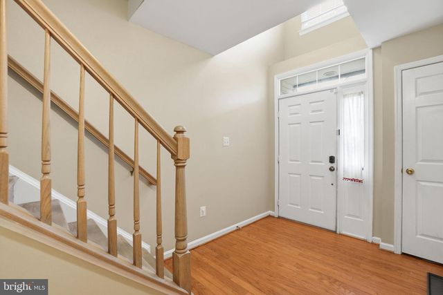 6601 LAVINUS LN, Alexandria, VA 22315