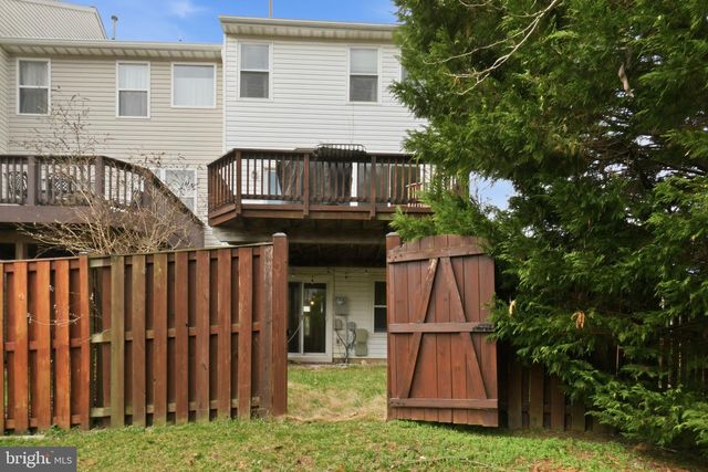 6601 LAVINUS LN, Alexandria, VA 22315