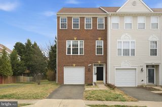 6601 LAVINUS LN, Alexandria, VA 22315
