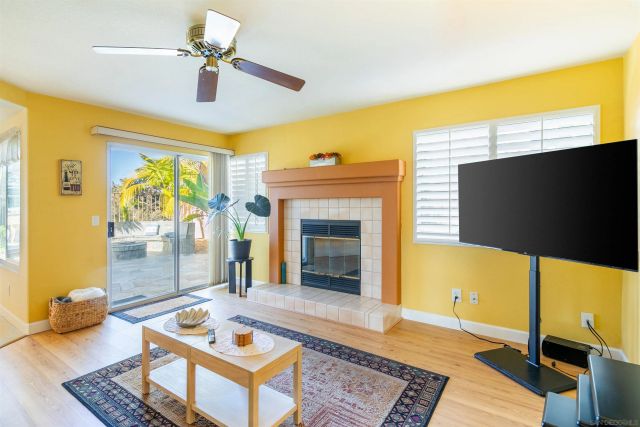 1819 Ithaca Dr, Vista, CA 92081