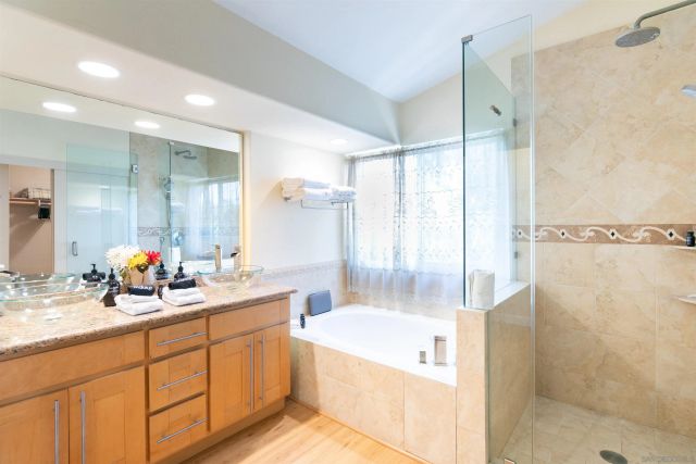 1819 Ithaca Dr, Vista, CA 92081