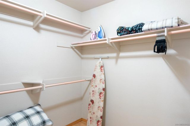 1819 Ithaca Dr, Vista, CA 92081