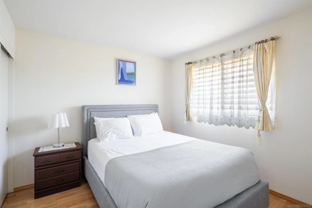 1819 Ithaca Dr, Vista, CA 92081