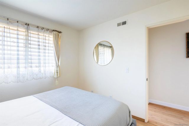 1819 Ithaca Dr, Vista, CA 92081