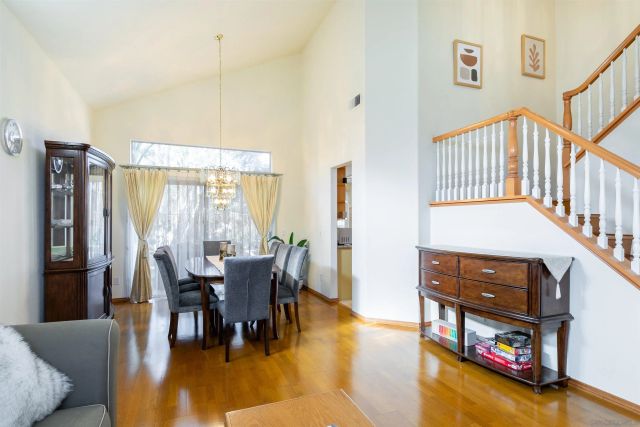 1819 Ithaca Dr, Vista, CA 92081