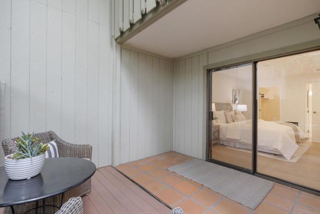 1070 Mercedes Avenue 12, Los Altos, CA 94022