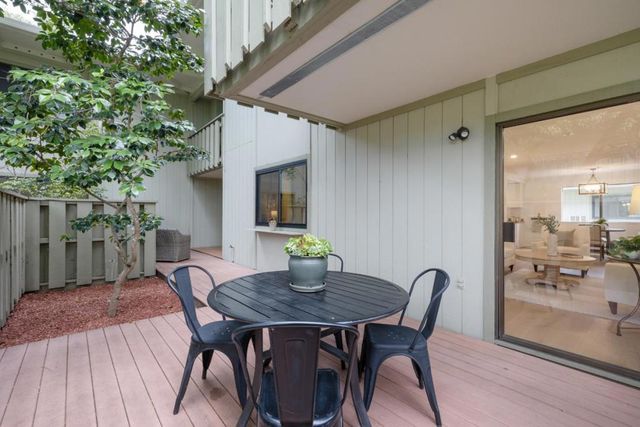 1070 Mercedes Avenue 12, Los Altos, CA 94022