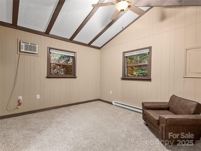 31 Poplar Lane, Maggie Valley, NC 28751
