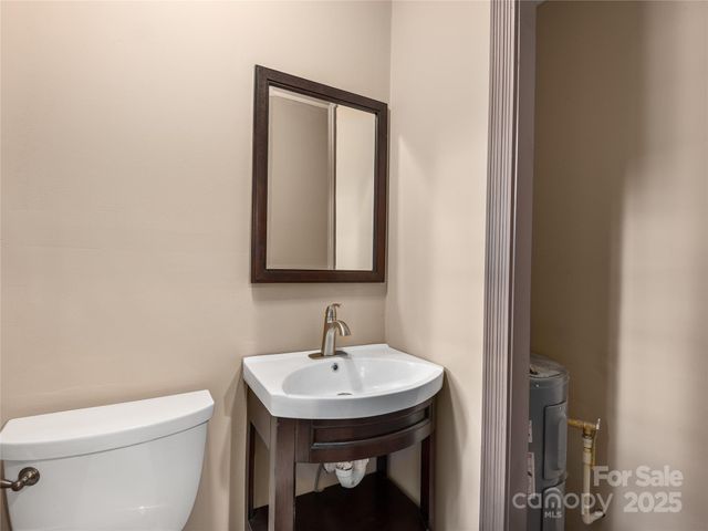 31 Poplar Lane, Maggie Valley, NC 28751