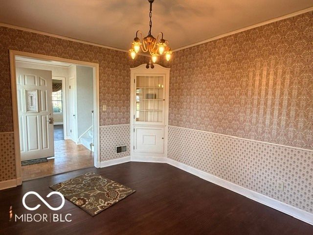 824 W 5th Street, Seymour, IN 47274
