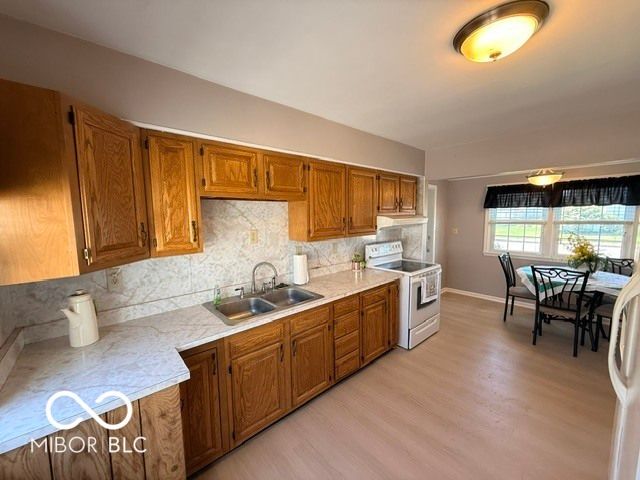 824 W 5th Street, Seymour, IN 47274