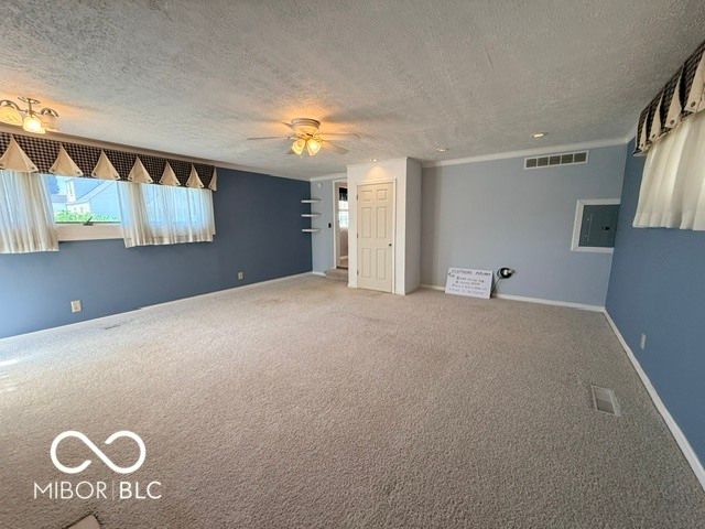 824 W 5th Street, Seymour, IN 47274