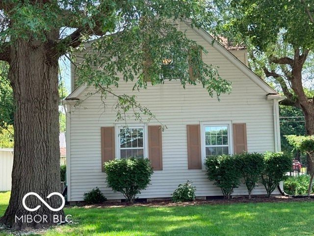 824 W 5th Street, Seymour, IN 47274