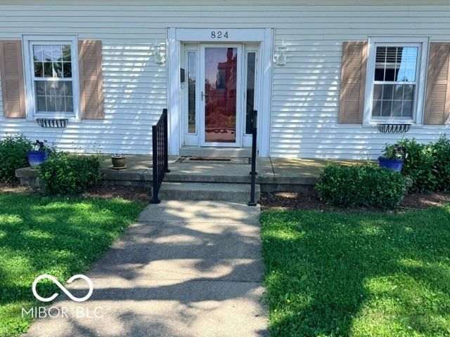 824 W 5th Street, Seymour, IN 47274