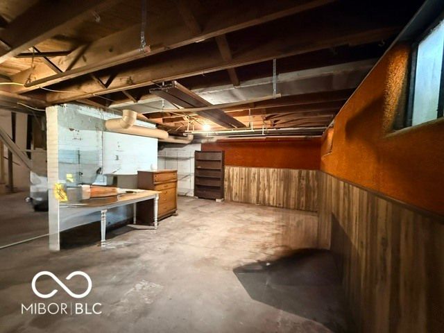 824 W 5th Street, Seymour, IN 47274