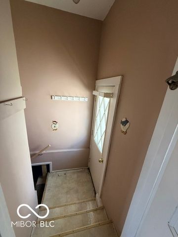824 W 5th Street, Seymour, IN 47274