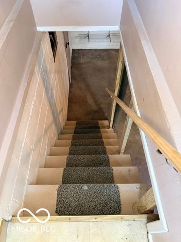 824 W 5th Street, Seymour, IN 47274