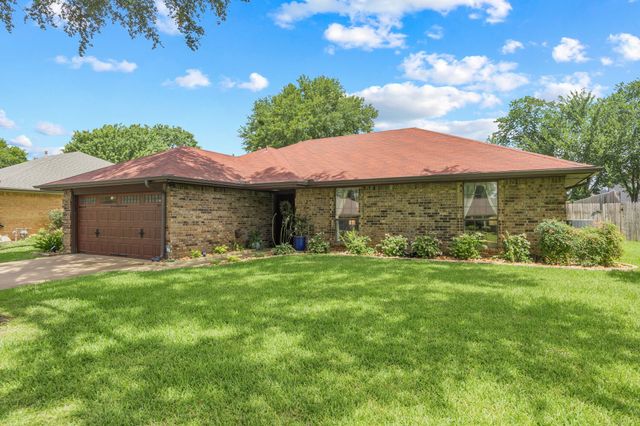 3040 Panhandle Drive, Grapevine, TX 76051