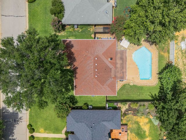 3040 Panhandle Drive, Grapevine, TX 76051