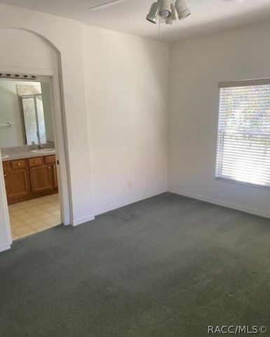 1626 W Spring Meadow Loop, Lecanto, FL 34461