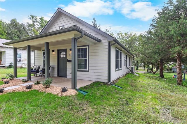 1117 Walnut Avenue, Osawatomie, KS 66064