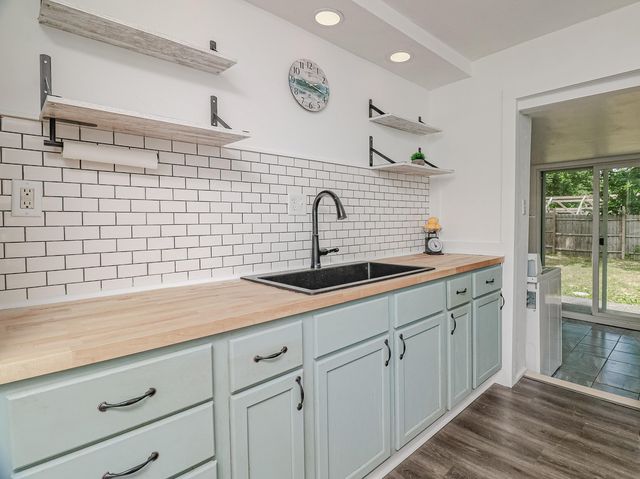 504 HUNT AVE, Columbia, MO 65203