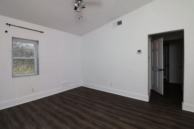 504 HUNT AVE, Columbia, MO 65203