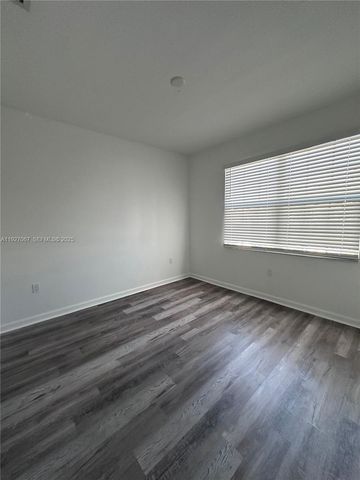 2871 NW Treviso Cir 2871, Port St. Lucie, FL 34986