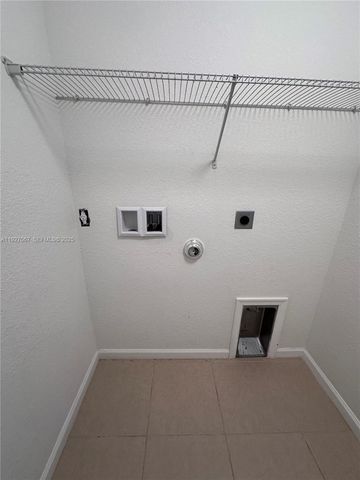 2871 NW Treviso Cir 2871, Port St. Lucie, FL 34986