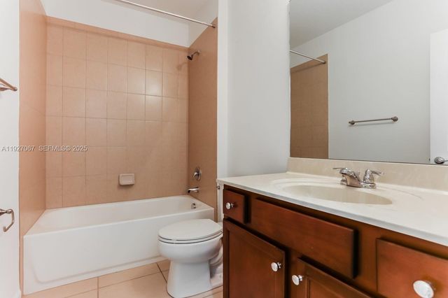 2871 NW Treviso Cir 2871, Port St. Lucie, FL 34986