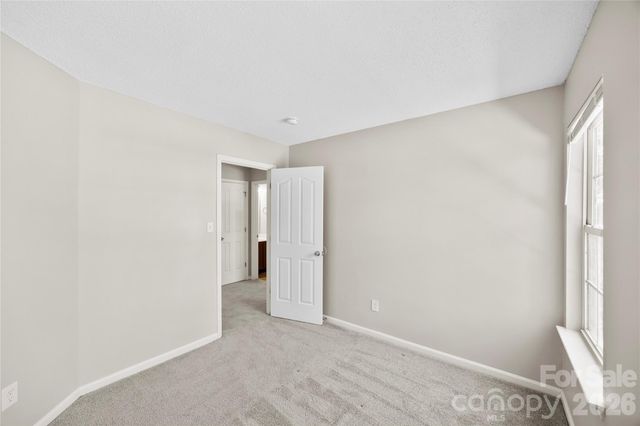 9713 Aviary Hill Way, Charlotte, NC 28214
