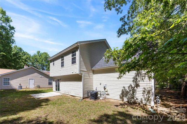 9713 Aviary Hill Way, Charlotte, NC 28214