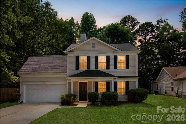 9713 Aviary Hill Way, Charlotte, NC 28214