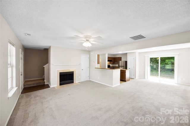9713 Aviary Hill Way, Charlotte, NC 28214