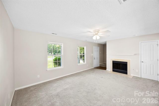 9713 Aviary Hill Way, Charlotte, NC 28214
