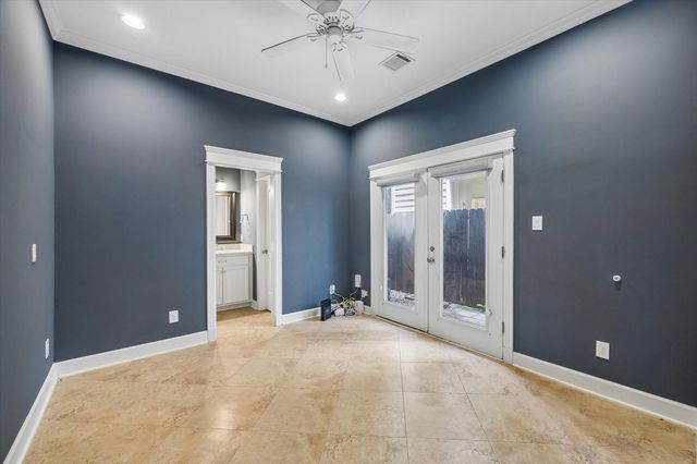 609 Rutland Street F, Houston, TX 77007