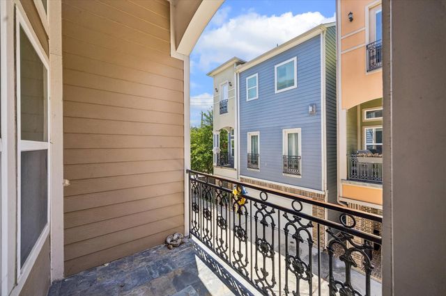 609 Rutland Street F, Houston, TX 77007
