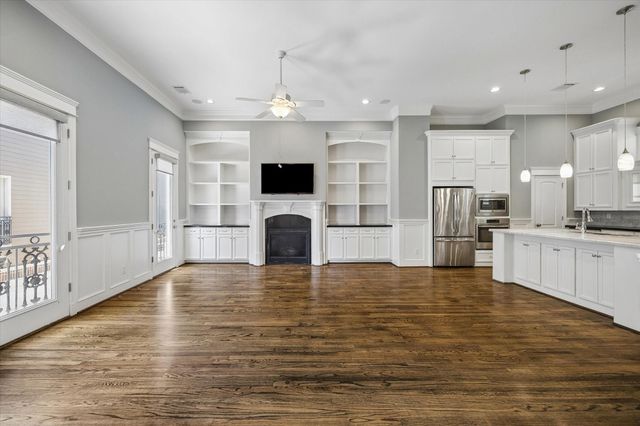 609 Rutland Street F, Houston, TX 77007