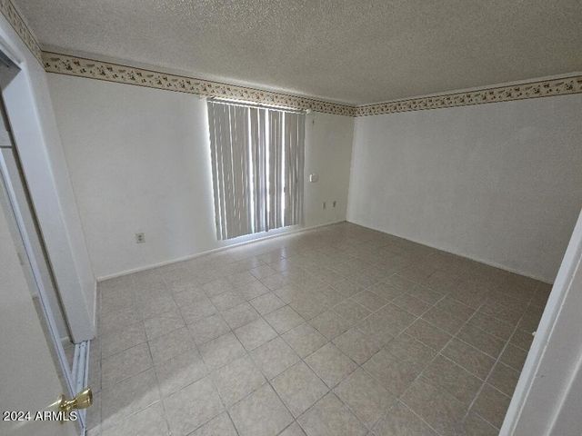 15457 N Ridgeview Road, Sun City, AZ 85351