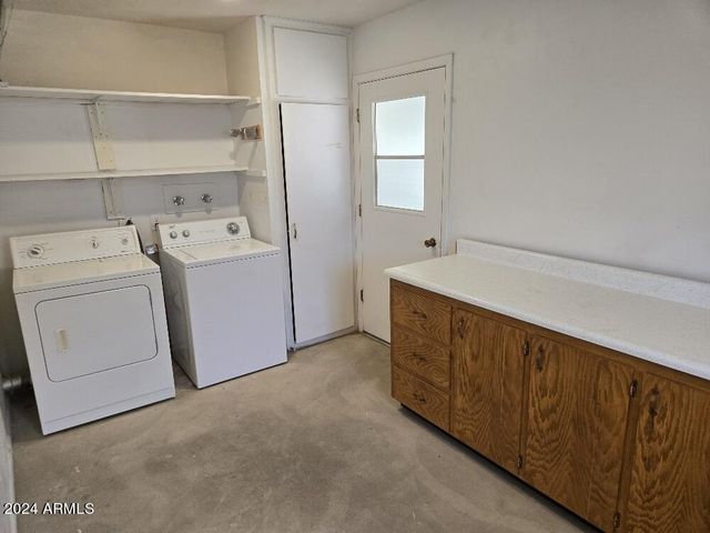 15457 N Ridgeview Road, Sun City, AZ 85351