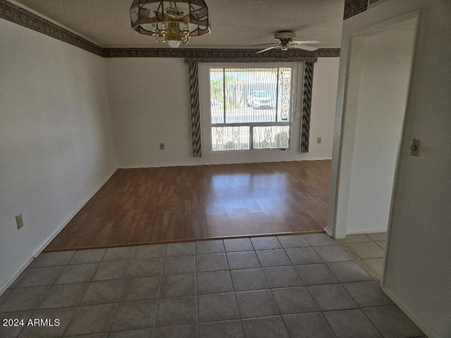 15457 N Ridgeview Road, Sun City, AZ 85351