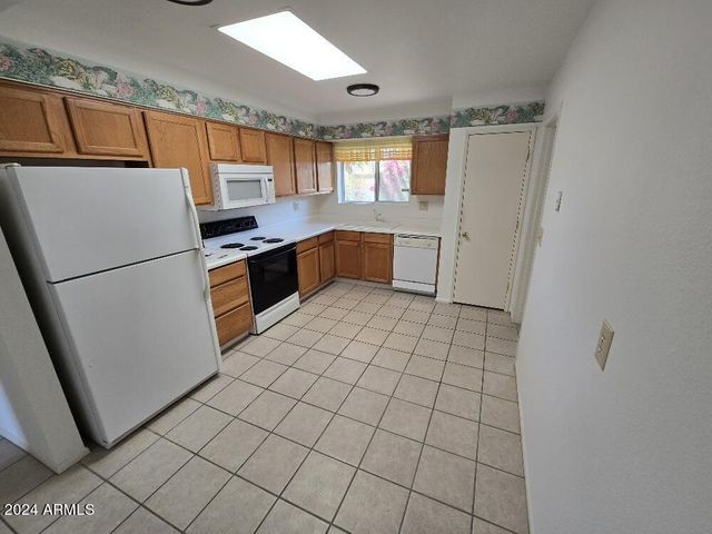 15457 N Ridgeview Road, Sun City, AZ 85351