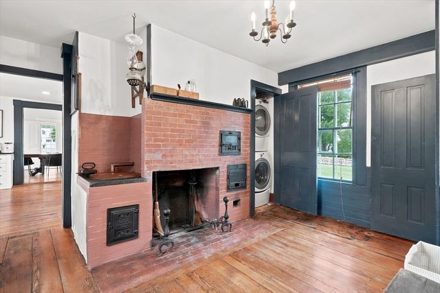 266 Main St, North Andover, MA 01845
