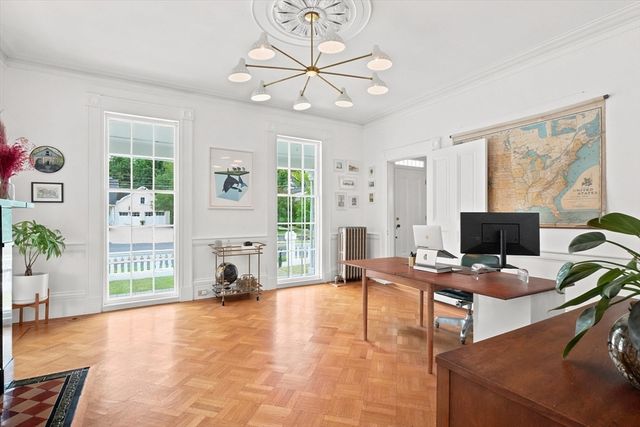 266 Main St, North Andover, MA 01845