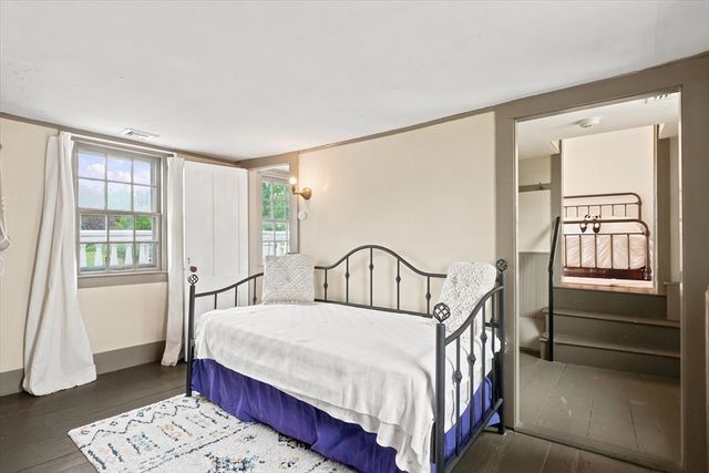 266 Main St, North Andover, MA 01845