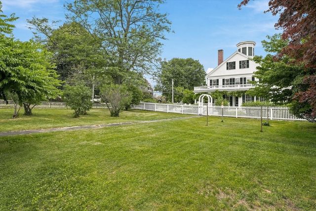 266 Main St, North Andover, MA 01845